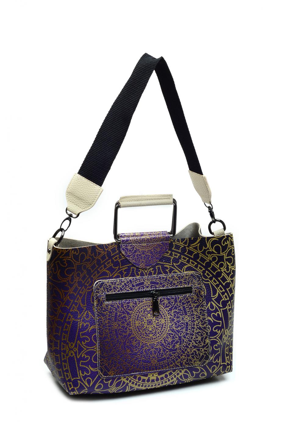 Gold Lines Hand Bags CAN603