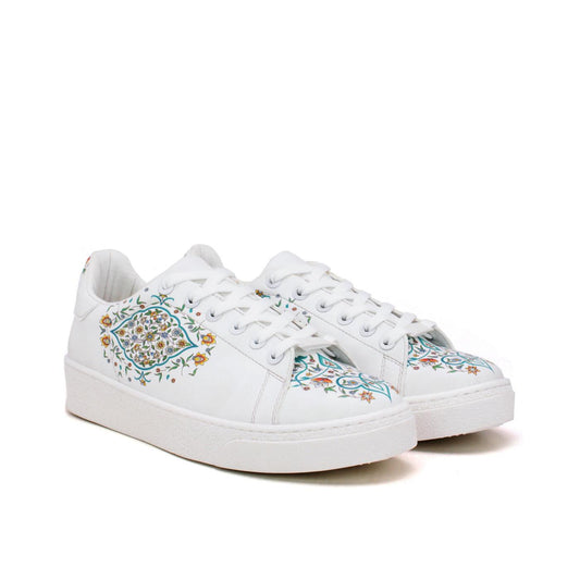 Sneaker Shoes GVB108